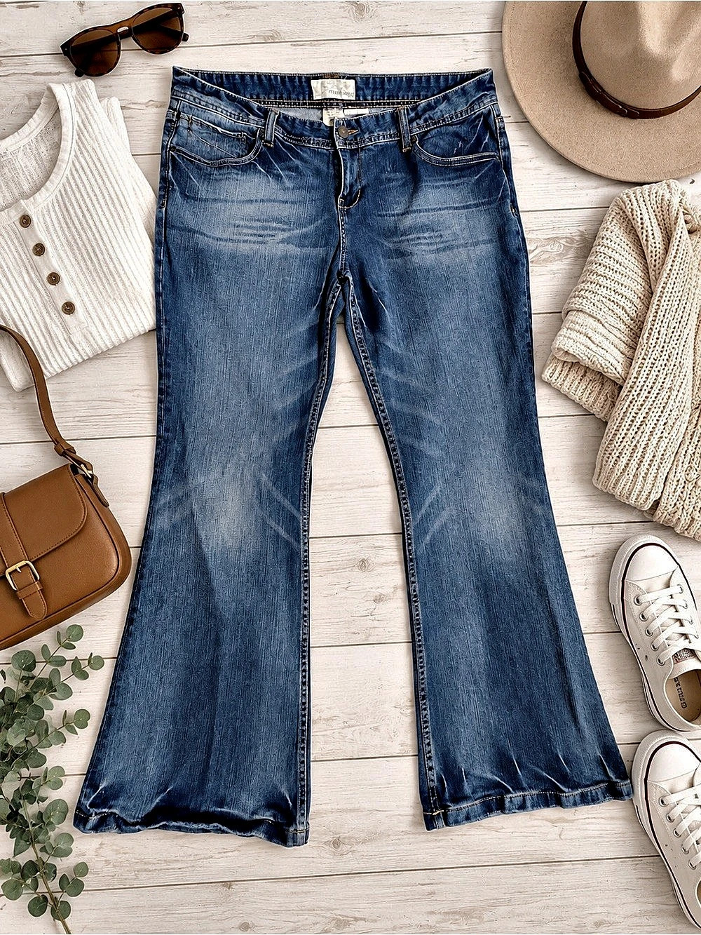 Maurices Molli Flare Jeans 15/16 Regular Medium Wash Stretch Denim